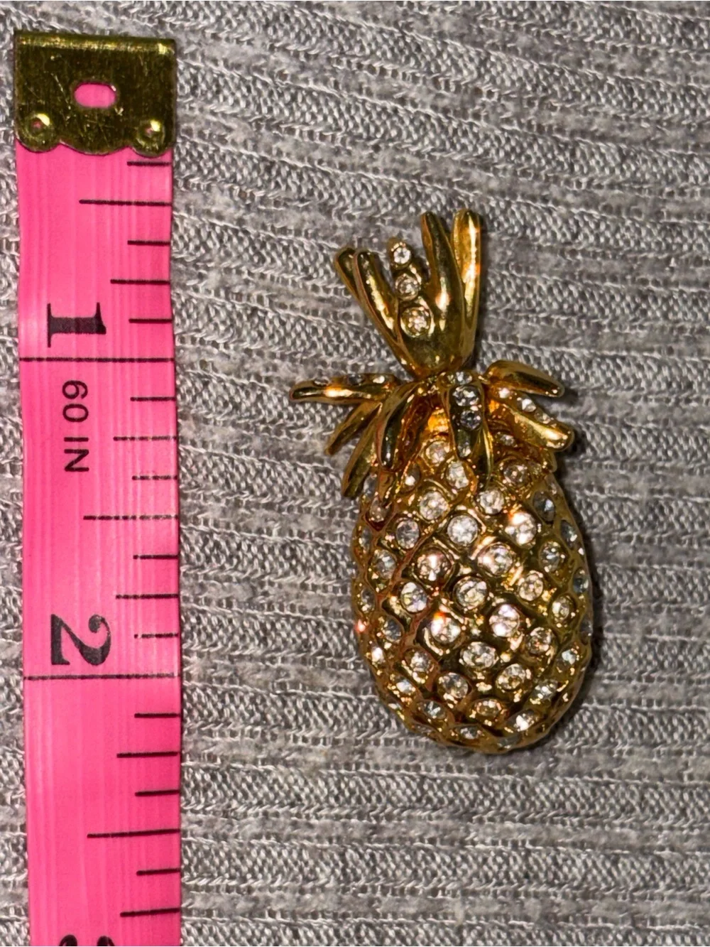 N/A sparkling gold